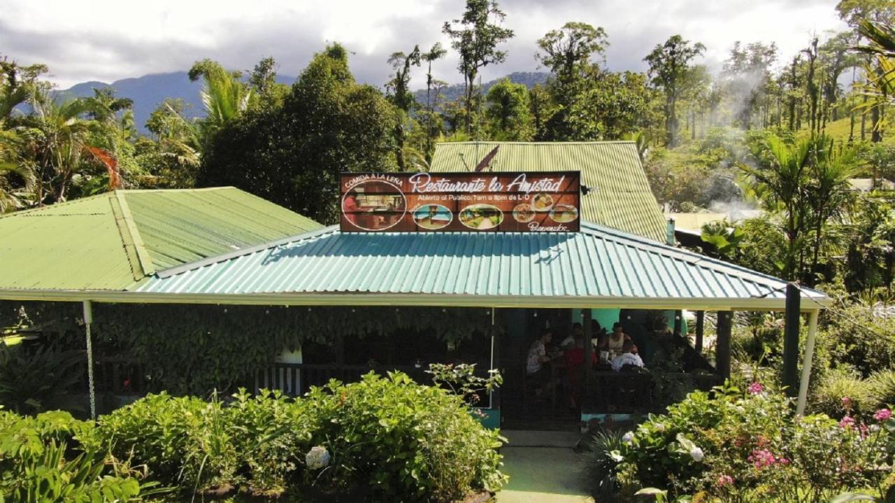 Bed and Breakfast Cabinas Rio Celeste La Amistad Exterior foto